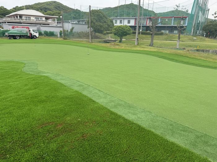 新開発！グリーン用環境芝「DTＧＯＬＦ04」